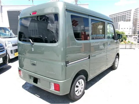 Suzuki Every