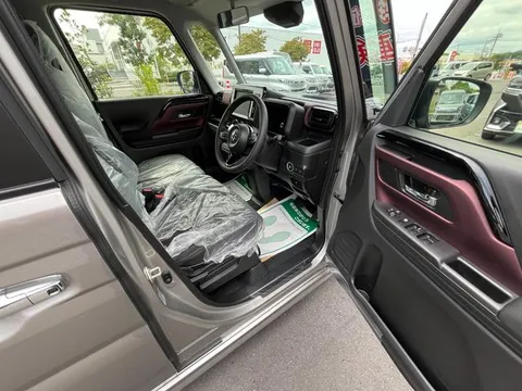 Suzuki Spacia Custom