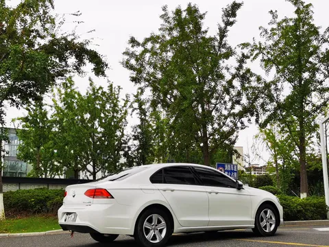 Volkswagen Lamando