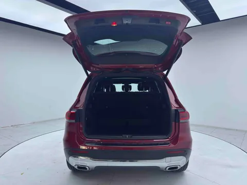 Mercedes-Benz Mercedes-Benz GLB
