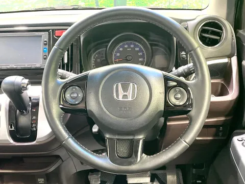 Honda N-WGN Custom