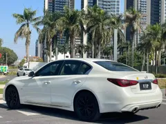 Infiniti Q50L