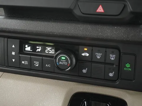 Honda N-BOX Joy