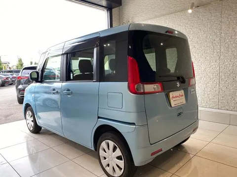 Suzuki Spacia