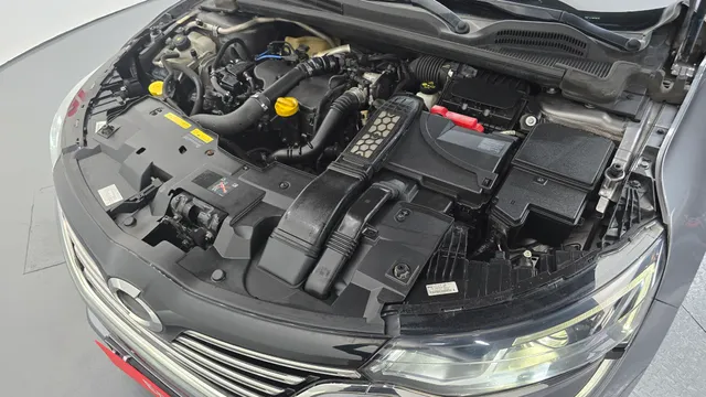 Renault Talisman (SM6)