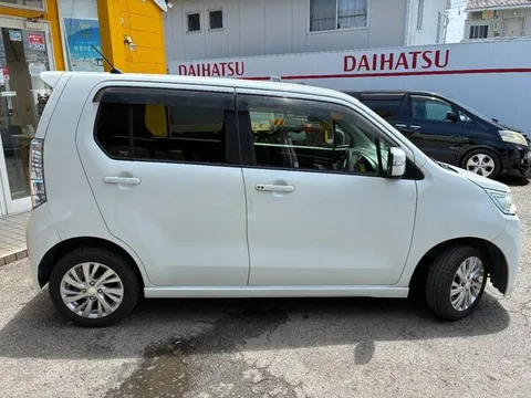 Suzuki Wagon R Stingray