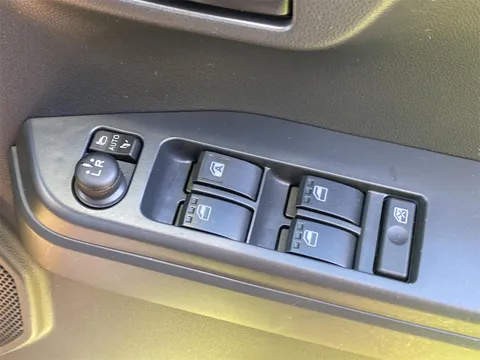 Toyota Pixis Mega
