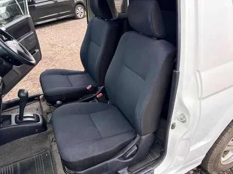 Nissan KIX