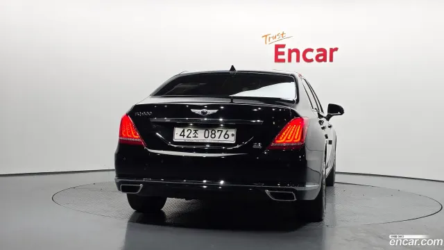 Genesis G90 (EQ900)