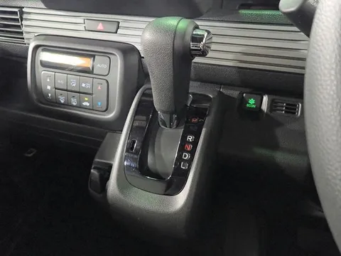 Honda N-VAN Plus Style