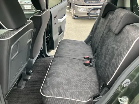Mazda Flair Crossover