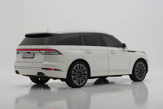 Lincoln Aviator