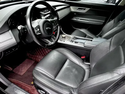 Jaguar XFL