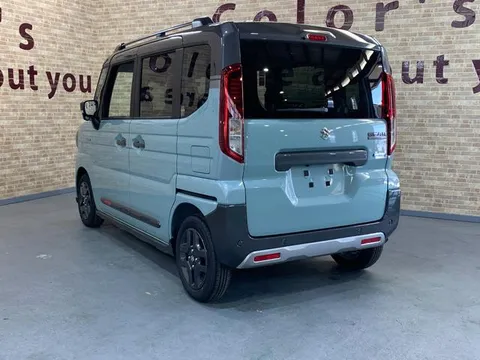 Suzuki Spacia Gear