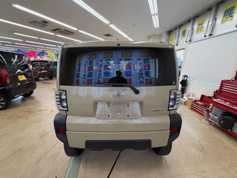 Daihatsu Taft