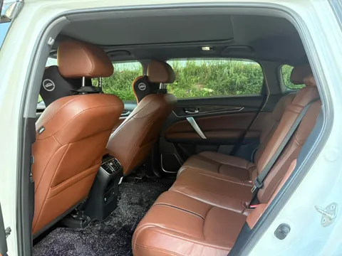 Honda UR-V
