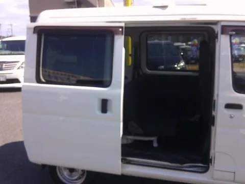 Subaru Sambar Van