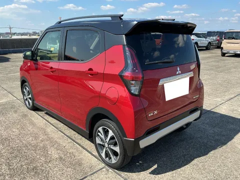 Mitsubishi eK X