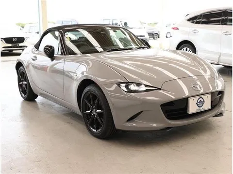 Mazda MX-5 (Roadster)