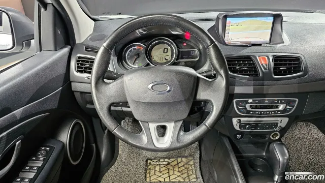Renault SM3