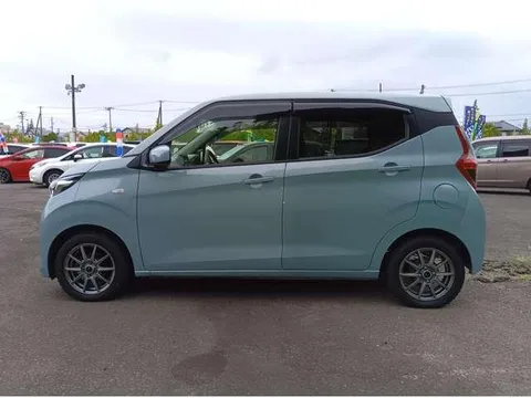 Mitsubishi eK Wagon