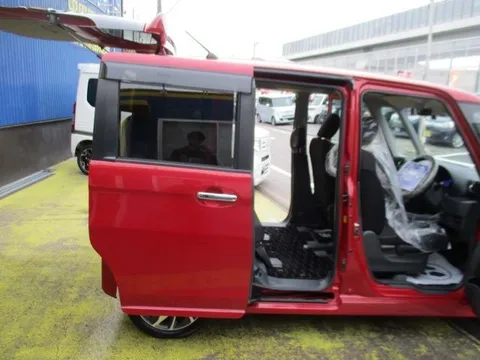 Suzuki Spacia Custom