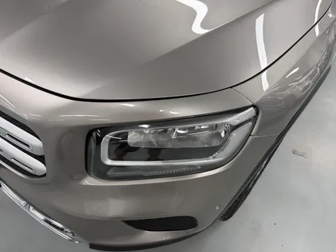 Mercedes-Benz Mercedes-Benz GLB