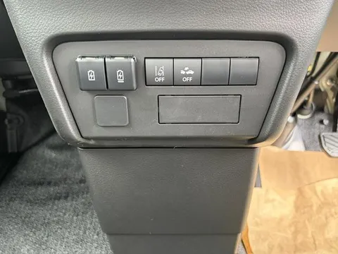 Nissan Clipper Van