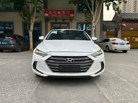 Hyundai Elantra (Avante)