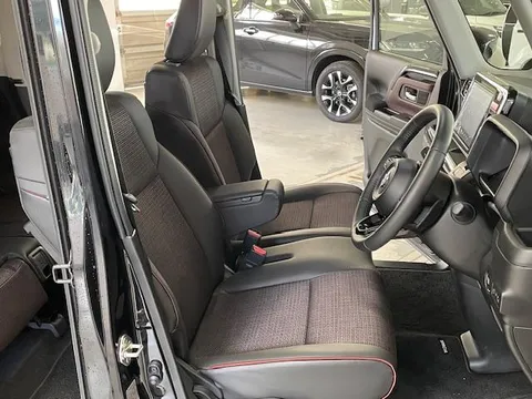 Suzuki Spacia Custom
