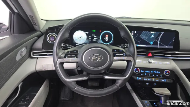 Hyundai Elantra (Avante)