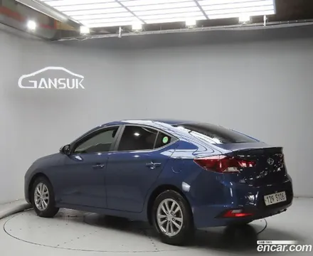 Hyundai Elantra (Avante)