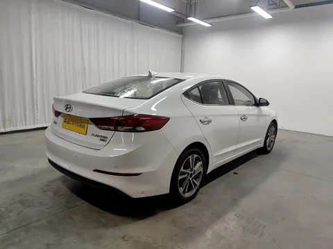 Hyundai Elantra (Avante)