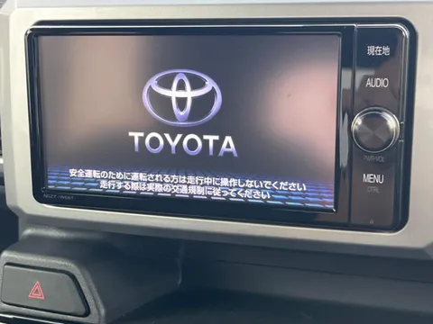 Toyota Pixis Mega