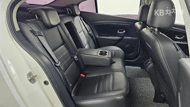Renault SM3