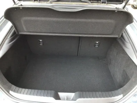 Mazda MAZDA3 Fastback