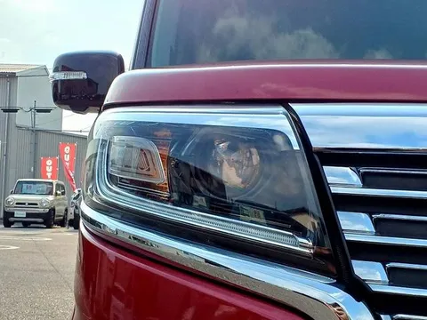 Suzuki Spacia Custom