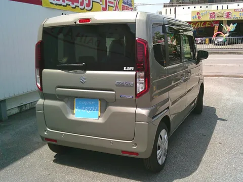 Suzuki Spacia