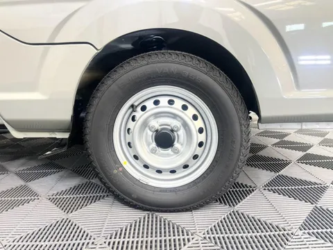 Nissan Clipper Truck