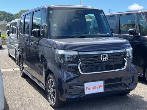 Honda N-BOX Custom