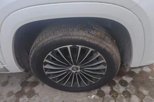 Changan CS95