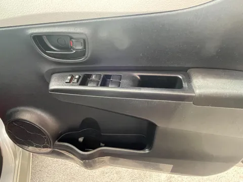 Toyota Yaris (Vitz)
