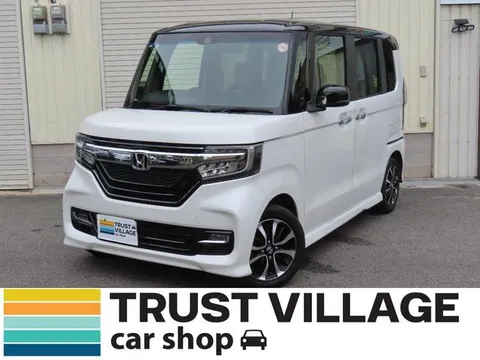 Honda N-BOX Custom