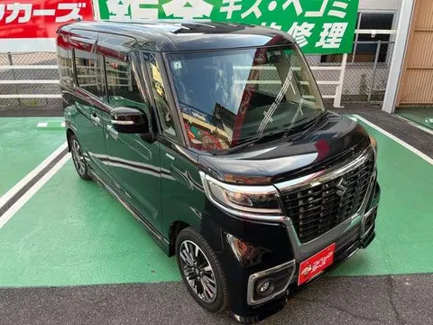 Suzuki Spacia Custom
