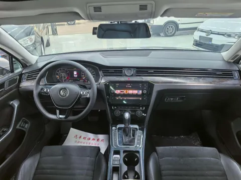 Volkswagen Magotan