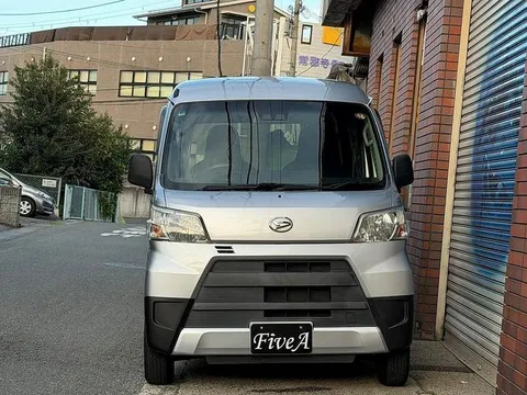Daihatsu Hijet Cargo
