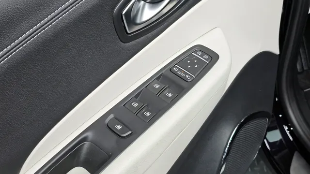 Renault QM3