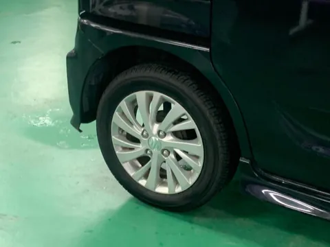 Suzuki Spacia Custom