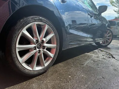 Mazda Axela Sport