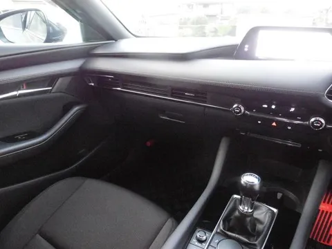 Mazda MAZDA3 Fastback